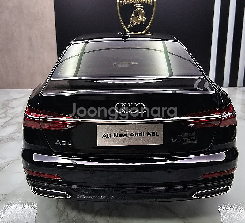 1:18 다이캐스트 cm 아우디 a6 대파품--4