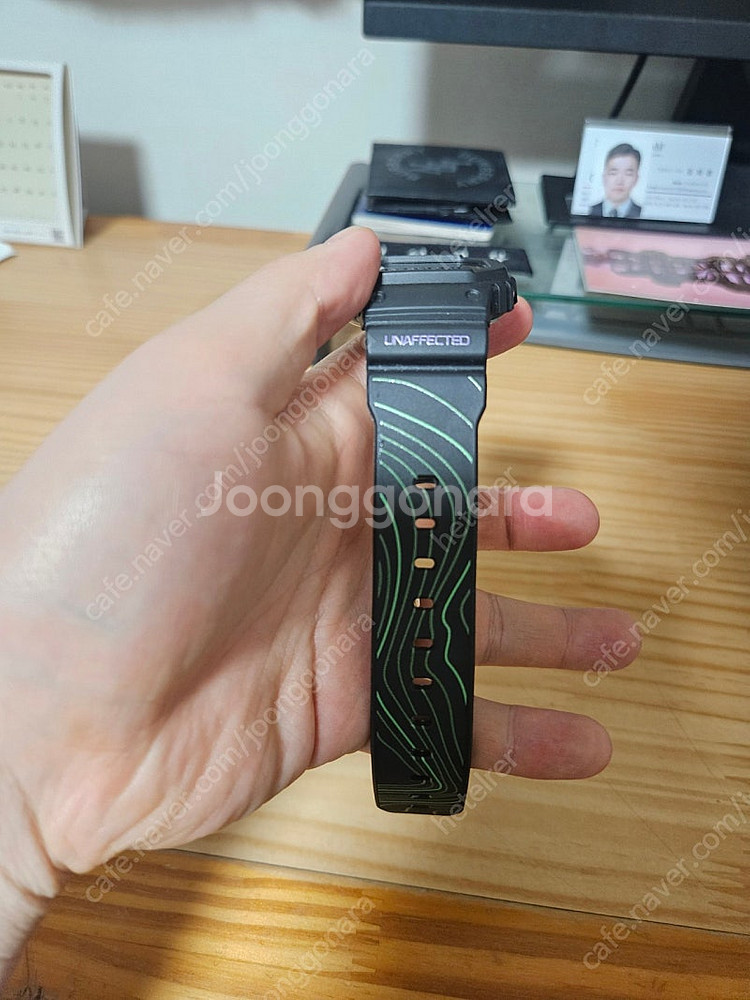 dw-5600bb 지샥 언어펙티드 콜라보--3