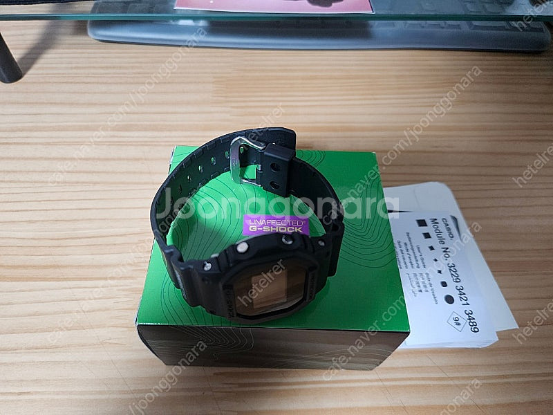 dw-5600bb 지샥 언어펙티드 콜라보--6