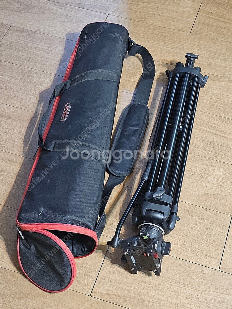 밀리부miliboo mtt606a 영상용 삼각대 팝니다--3