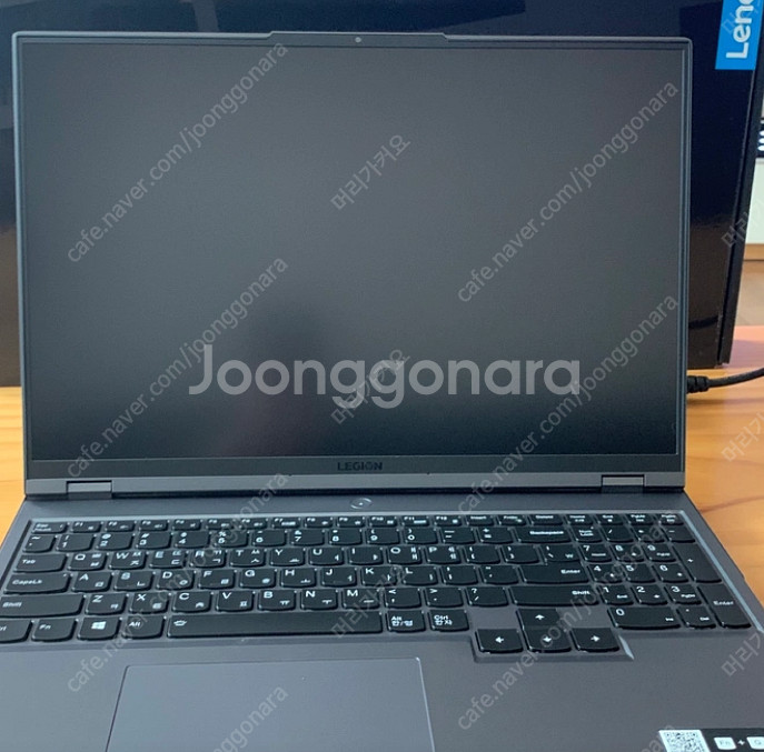 Lenovo Legion Pro 5 노트북--4