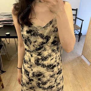 누드 클래식 누아 로즈 드레스 NOIR ROSE DRESS 팝니다
