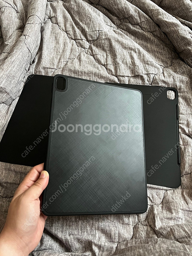esr 커버 분리형 케이스 아이패드에어6 13인치--1