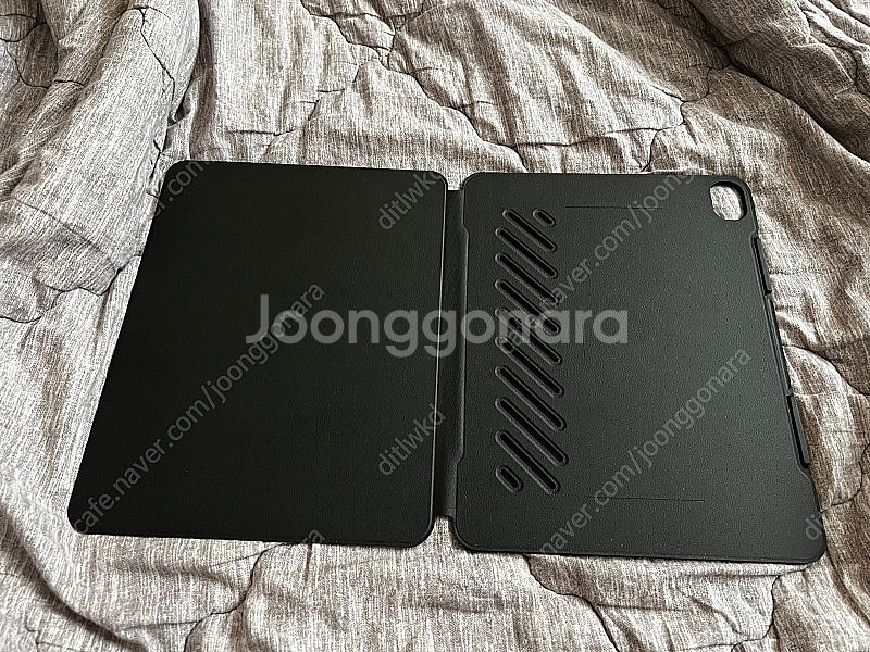 esr 커버 분리형 케이스 아이패드에어6 13인치--2