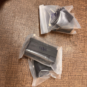 툴레 가로바 754풋용 키트(KIT) 팝니다.