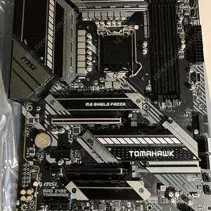 MSI MAG Z490 토마호크 판매합니다
