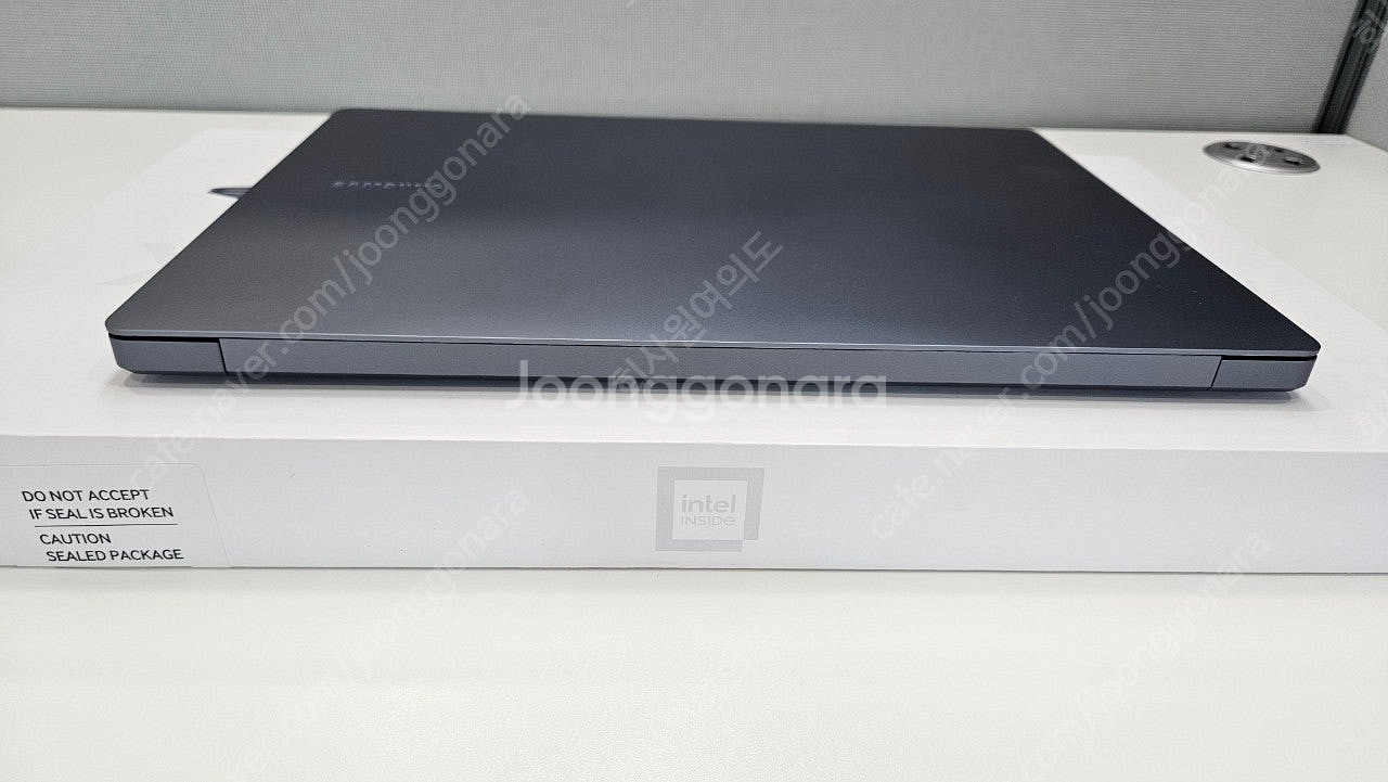 삼성 갤럭시북4 울트라 NT960XGL-X72A 판매합...--6