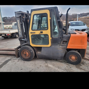 개인두산 2005년식3.5톤 지게차 팝니다 500만원 010-7642-9003
