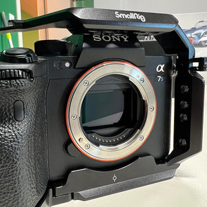 소니 A7S3 바디 풀박스 팝니다.