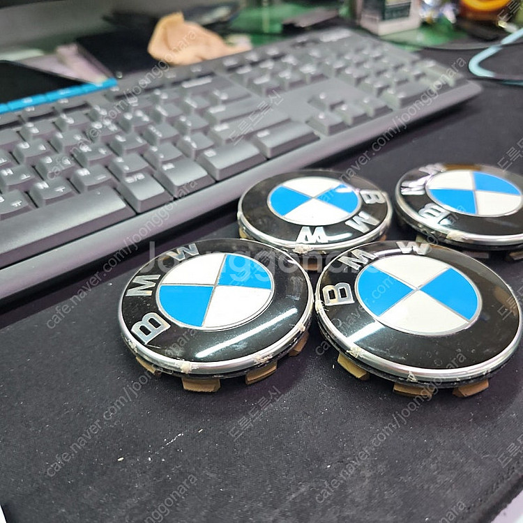 bmw 320d 탈거한 휠캡--0