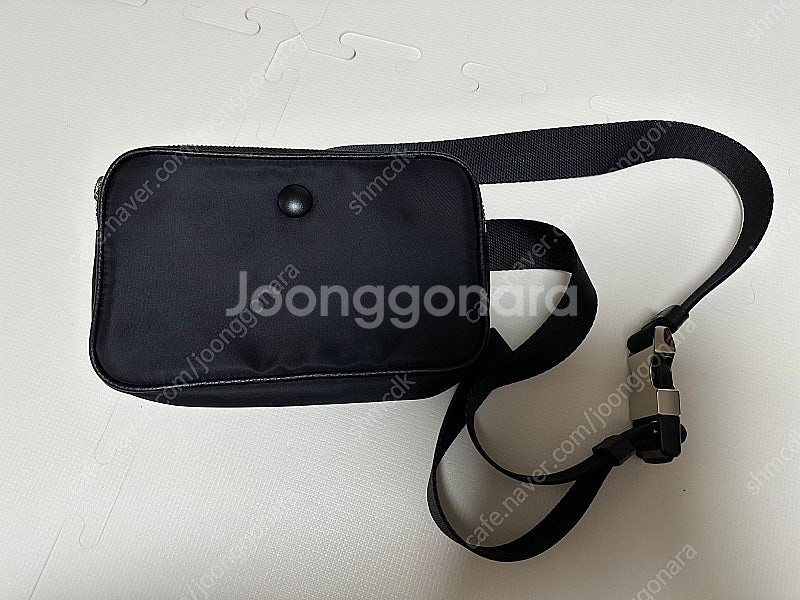 봉긋 페블벨트백 블랙--0