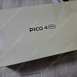 PICO4 PRO + 트래커 4개(2셋) 판매합니다.