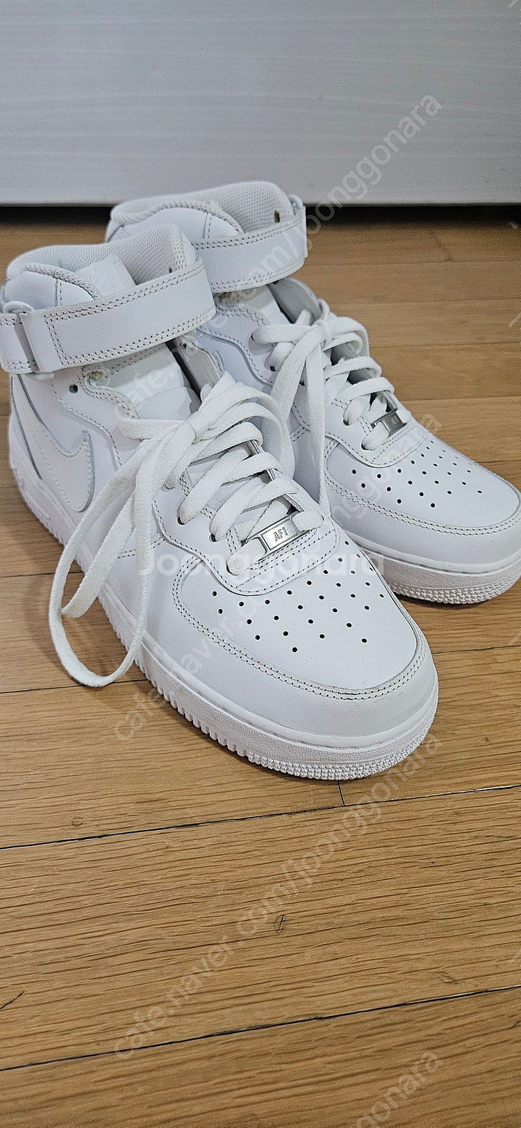 나이키 에어포스 1 미드 '07 화이트(280)--0