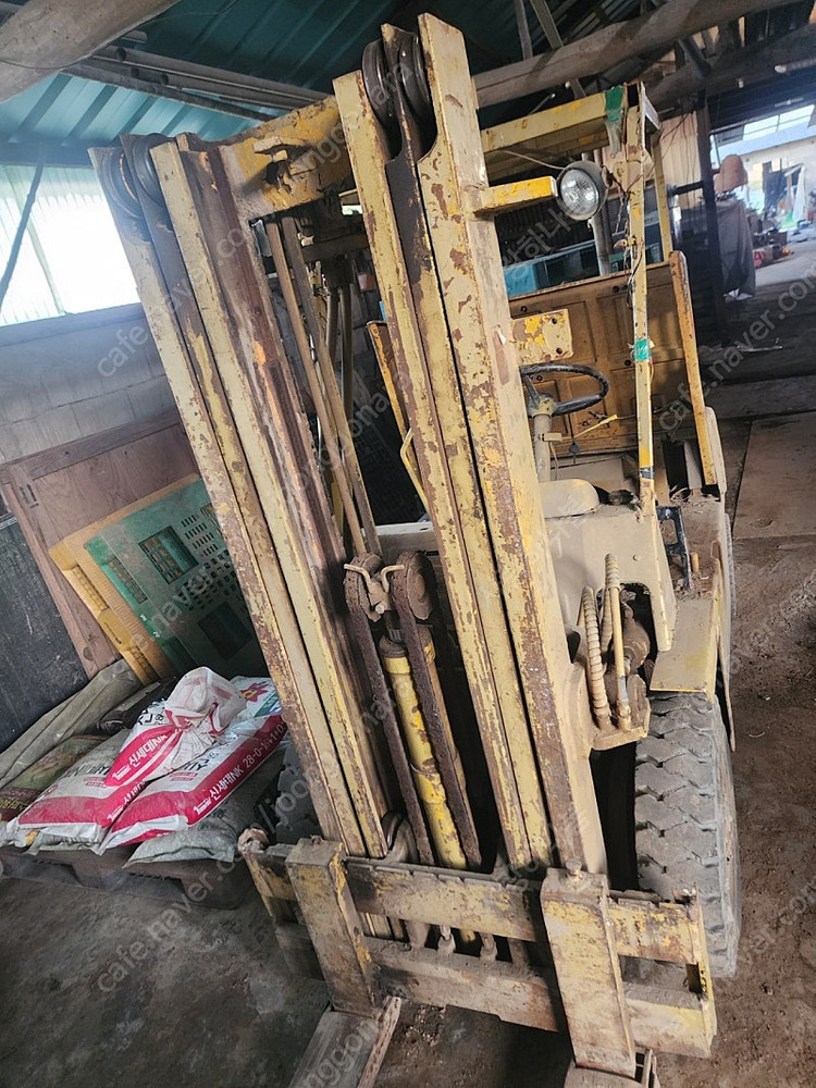 ld25 대우 2.5톤 3단 마스터 지게차 수동미션--1