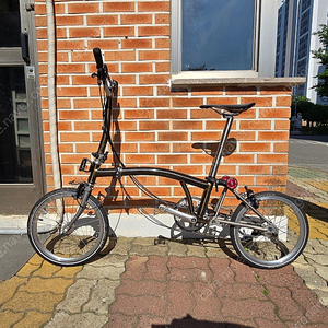브롬톤 m6e-x 21년식