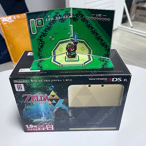 닌텐도 3ds xl - 젤다의전설 신들의 트라이포스2 에디션 + 아크릴 피규어 포함