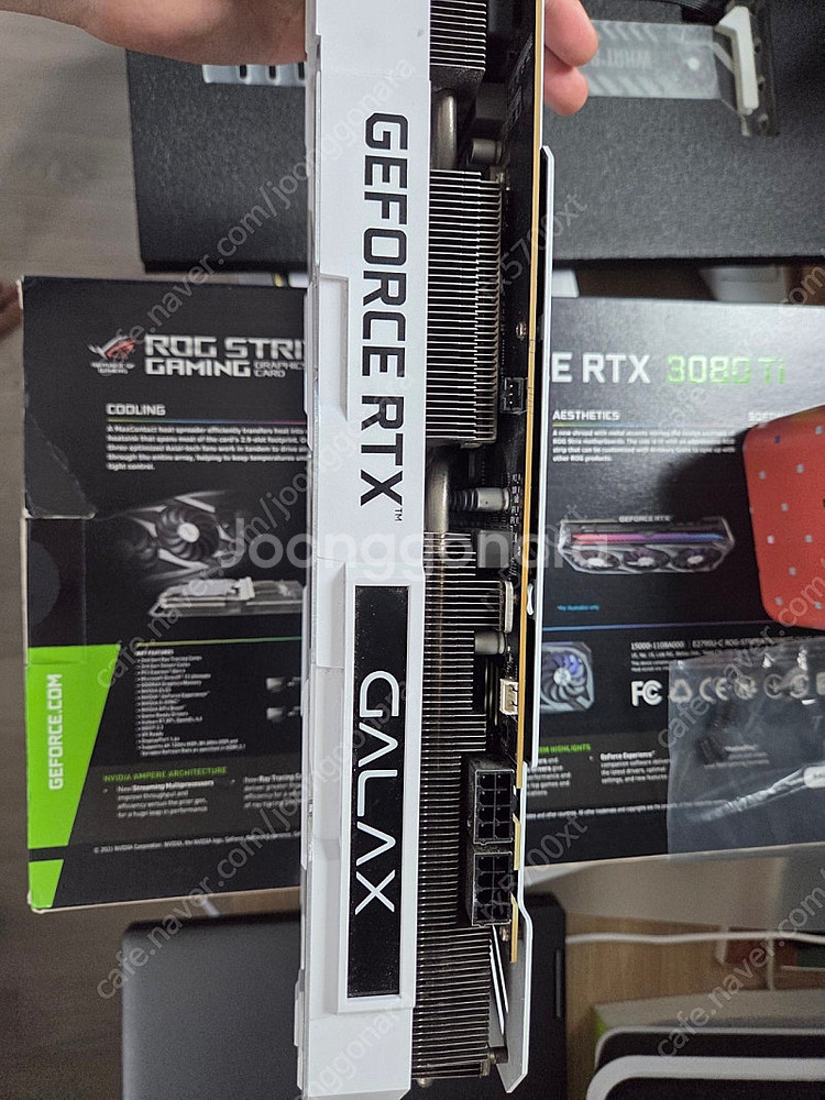 rtx 3080ti 화이트 그래픽카드--1