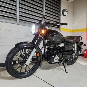 혼다 GB350C 블랙 팝니다.