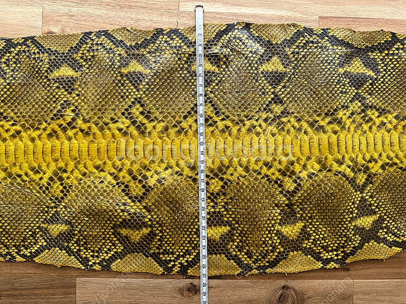 파이톤 뱀피 판매합니다.--3