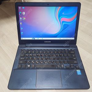 삼성노트북9 nt910s3t ( i3 , i5 ) 노트북팝니다.