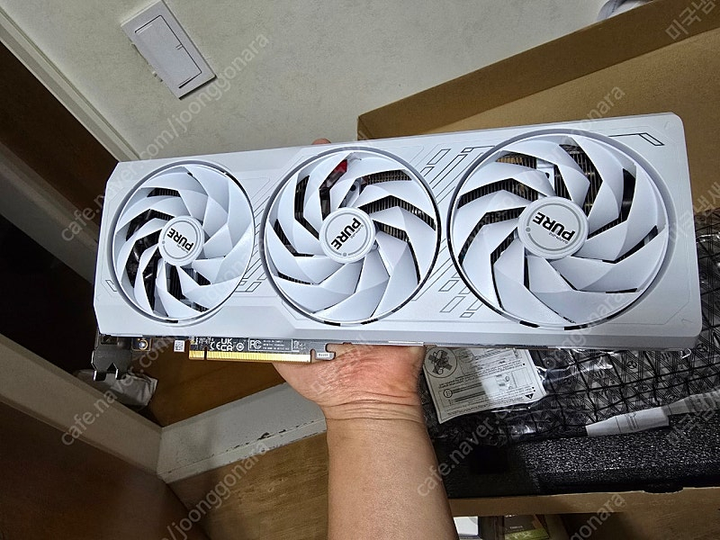 7900gre 퓨어 화이트--2