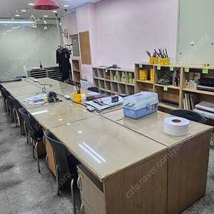 미술학원용 책상 사물함 세트 종이 보관함 의자 책꽂이