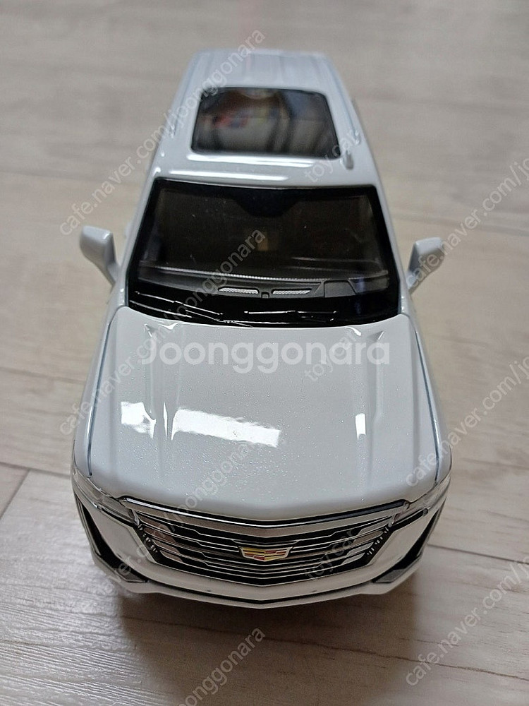 1:24 캐딜락 SUV 에스컬레이드 화이트 다이캐스트 ...--4
