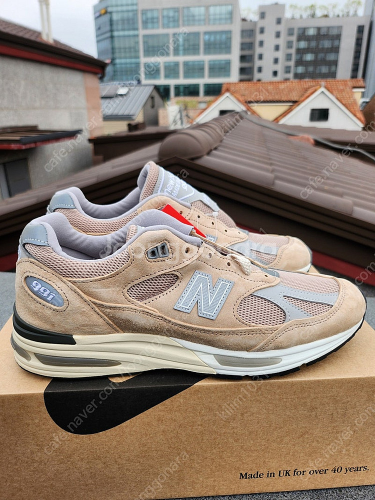 뉴발란스 991v2 쿠반샌드--2