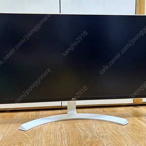 LG 34UM59 모니터 팝니다