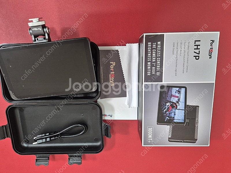 포트키 portkeys LH7P 모니터 신동급 팝니다.--2