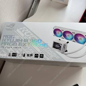 Asus Ryujin iii Extreme 화이트 팝니다
