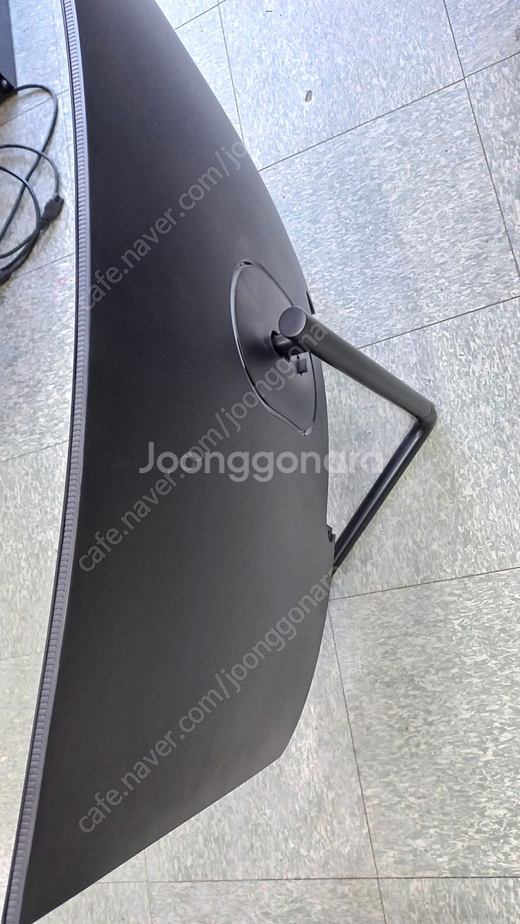 한성모니터 TFG32F16V 1500R 액정깨짐 부품판...--1