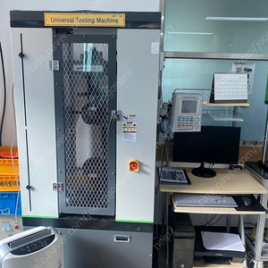 인장 및 압축시험기 이미지