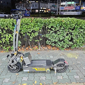 weped 위패드 sff2 최상급 전동킥보드 팝니다. (가격인하)