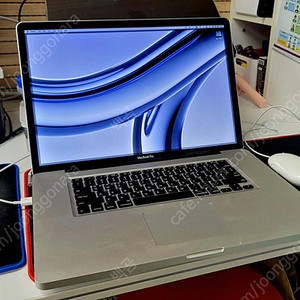 MacBook Pro 17인치 Early 2011