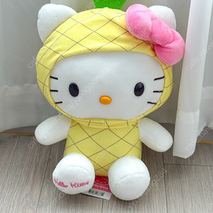 산리오 파인애플 헬로 키티 캐릭터 인형 키링 가방꾸미기 28cm
