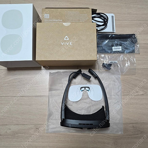 VIVE FLOW VR 신품급