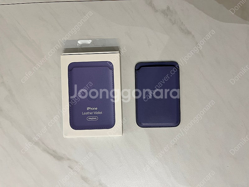 애플 정품 맥세이프 가죽 지갑 팔아요!--0
