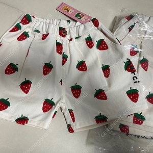 리미떼두두 딸기반바지 s m L