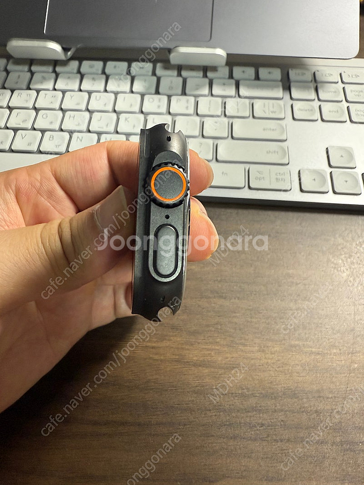 애플워치 울트라2 티타늄 블랙 버전 (애케플 포함)_블...--5