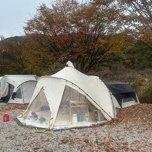 캠핑칸 블로우쉘터+오크돔S+커넥터+전용러그 팝니다.