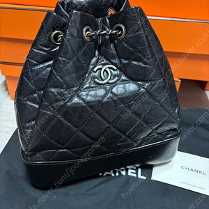 샤넬 가브리엘백팩 스몰 블랙 정품 가백