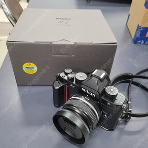 니콘 ZF + 40mm SE Kit
