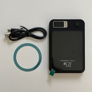 (새상품) 맥세이프 고속충전 보조배터리 10000mAh(마그네틱 여분, 충전usb 포함)