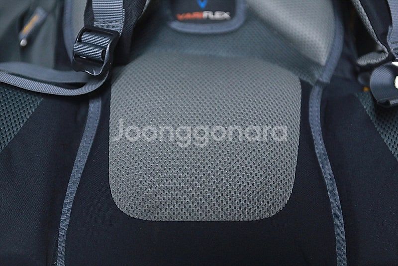 도이터 에어컨택트 40+10 배낭 팝니다--6