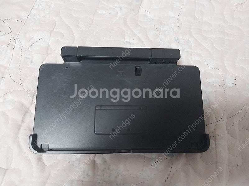3ds 구작다수 거치대 팝니다--0