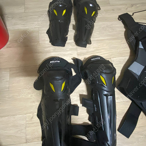킥보드,자전거,전동보드 팔다리무릎 보호대,엉덩이보호대,상체 보호대 세트 다합쳐서 단돈 만오천원