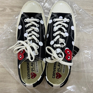 꼼데 척테일러 70 로우 도트 블랙 285