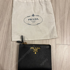 프라다 사피아노 반지갑