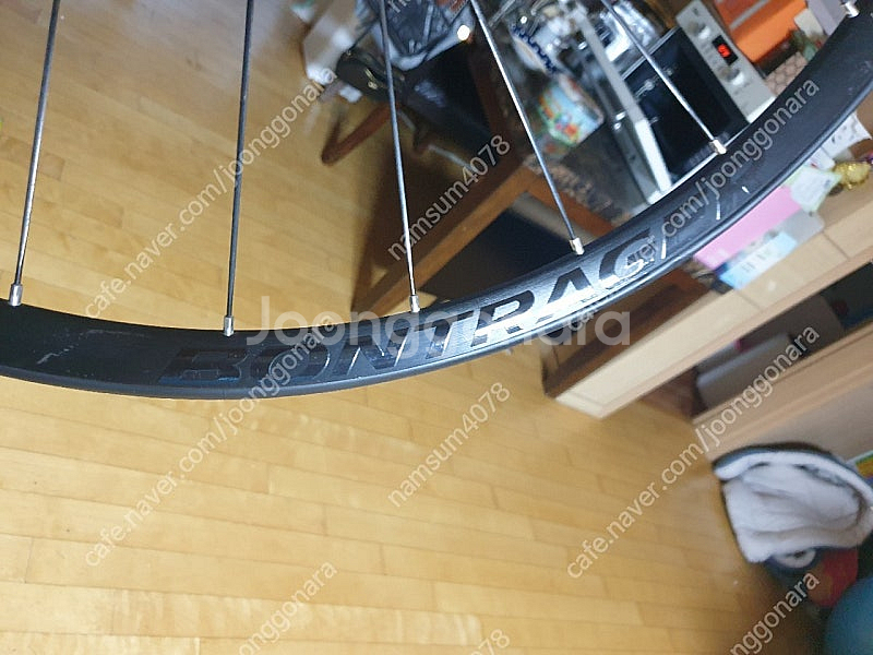 본트래거 패러다임 콤프 순정 휠셋 2개 25만원--3